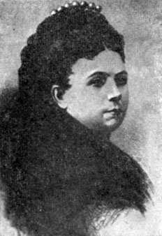 Д.  М. Леонова в конце  1860 — начале 1870-х годов. С фотографии